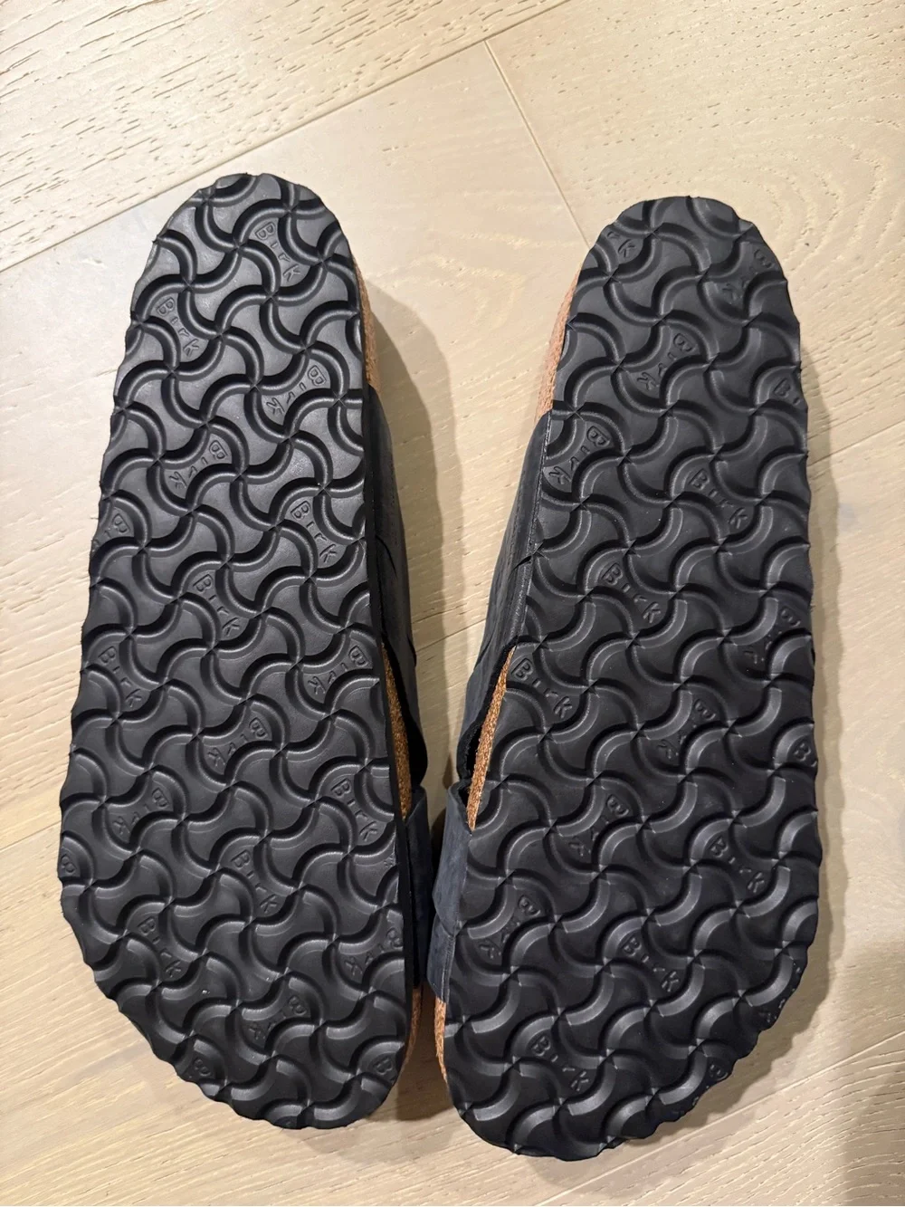 Birkenstock Lugano Soft Bed Slip on Sandals Black Leather Size 41 EU 10-10.5 US